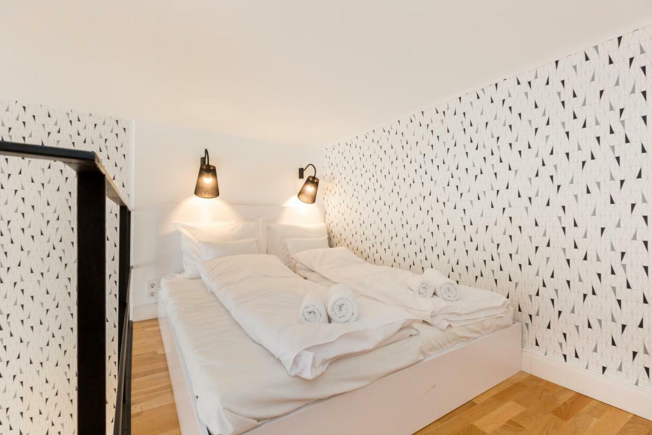 Leah Studios Budapest Luaran gambar