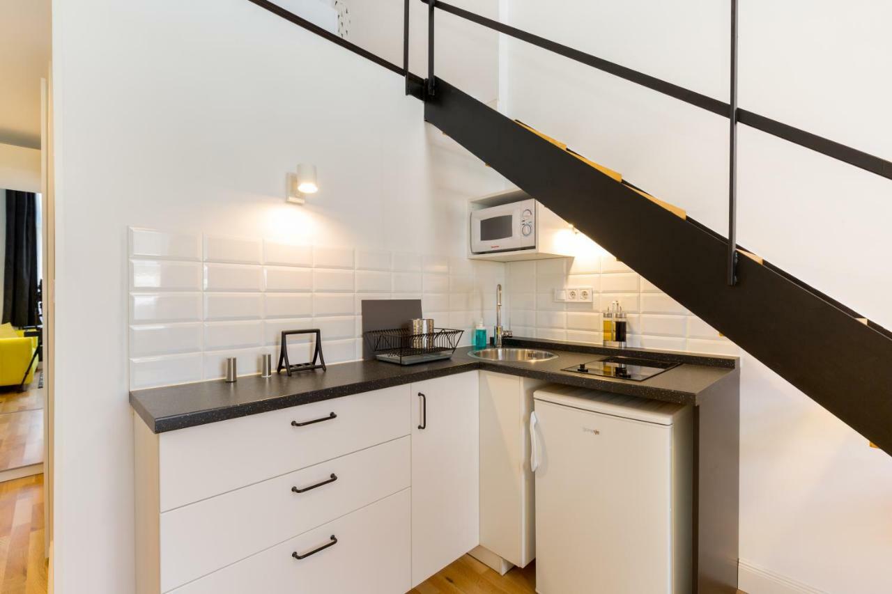 Leah Studios Budapest Luaran gambar