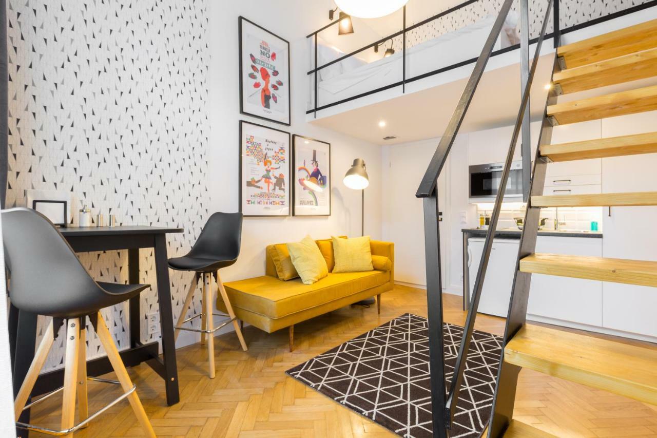 Leah Studios Budapest Luaran gambar