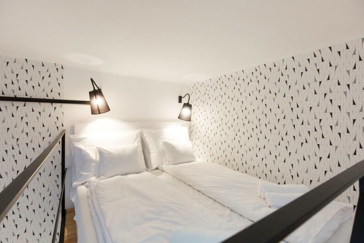 Leah Studios Budapest Luaran gambar