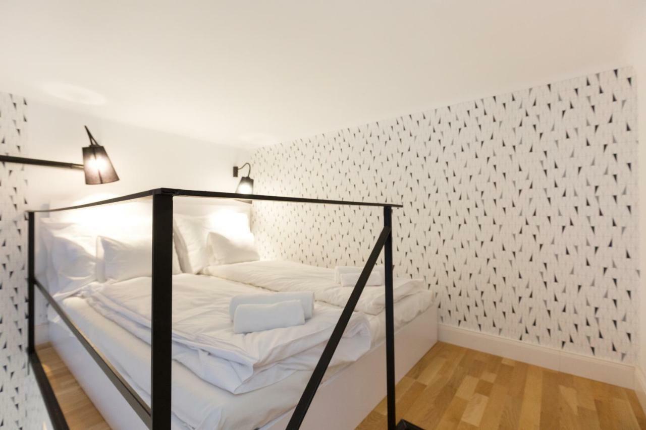 Leah Studios Budapest Luaran gambar